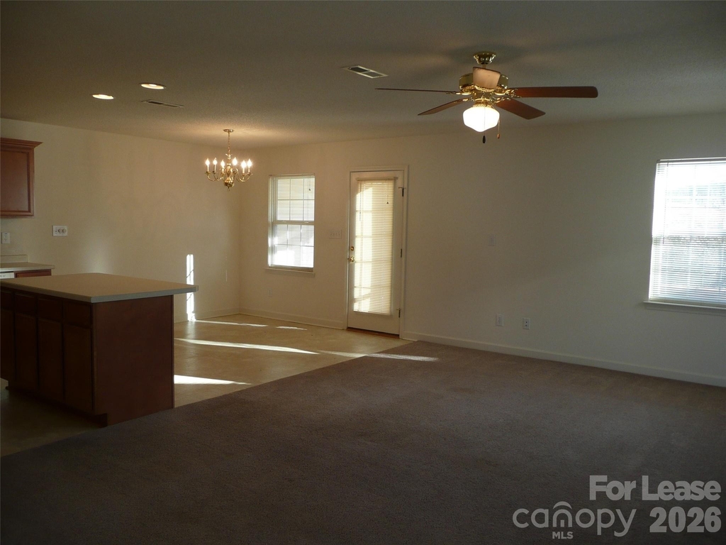 115 Clusters Circle - Photo 3