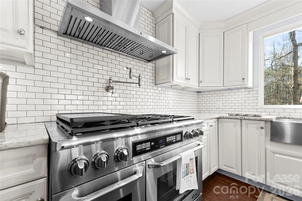 19314 Yachtman Drive - Photo 10