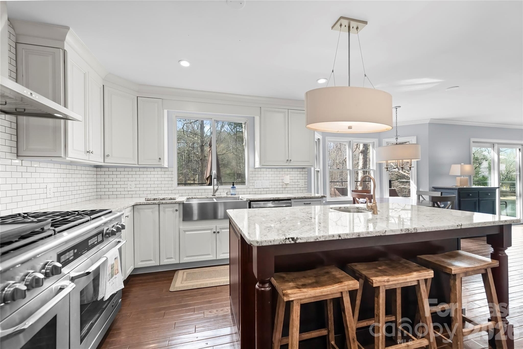 19314 Yachtman Drive - Photo 9