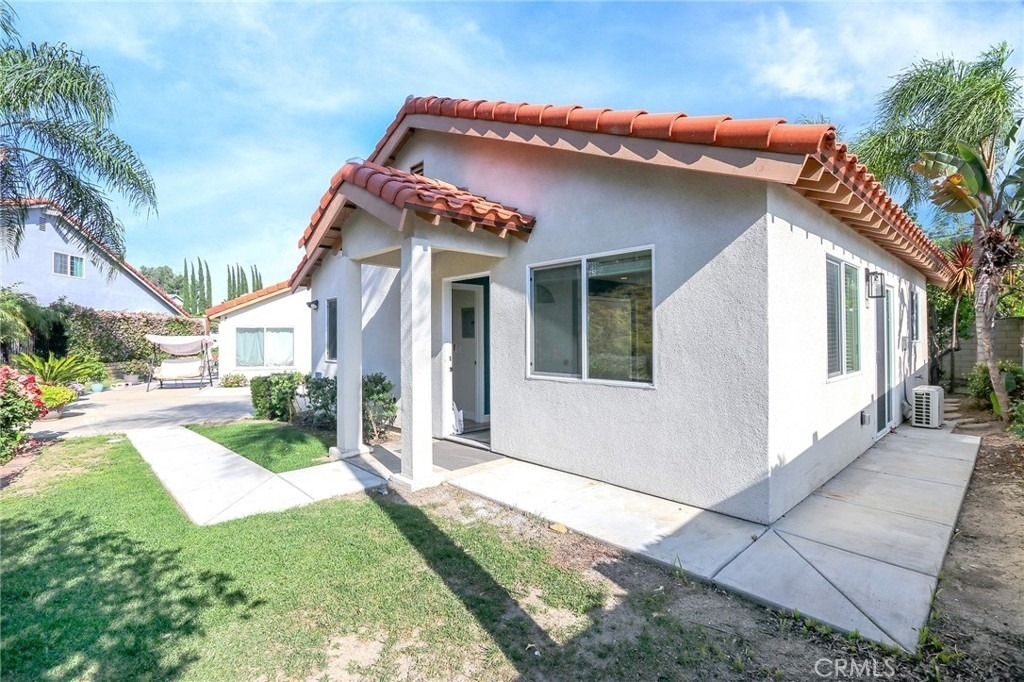 1621 Butternut Way - Photo 16