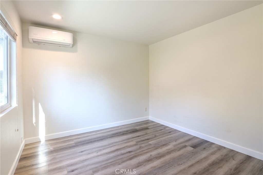 1621 Butternut Way - Photo 11