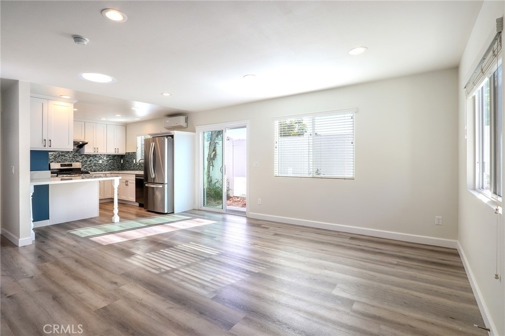 1621 Butternut Way - Photo 2