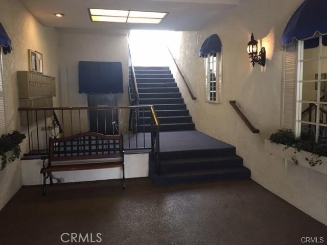 5255 Bellingham Avenue - Photo 1