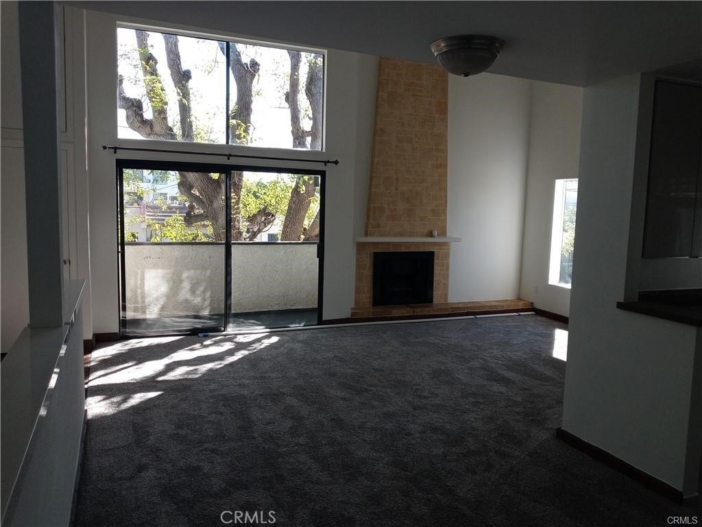 5255 Bellingham Avenue - Photo 3