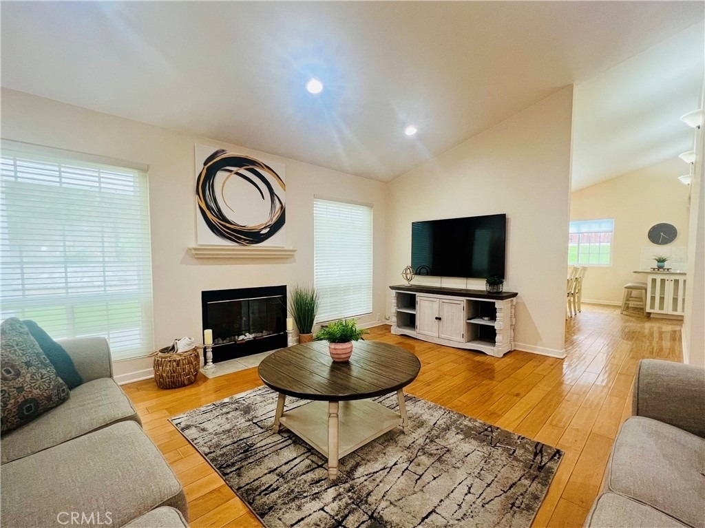 5309 Lockhurst Drive - Photo 3