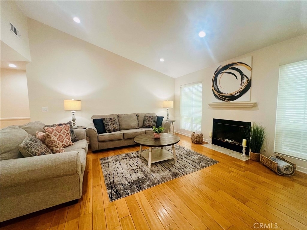 5309 Lockhurst Drive - Photo 2