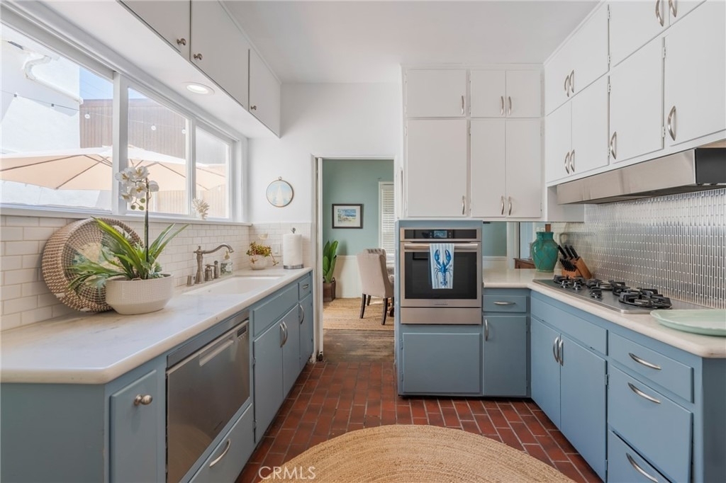 1818 The Strand - Photo 24