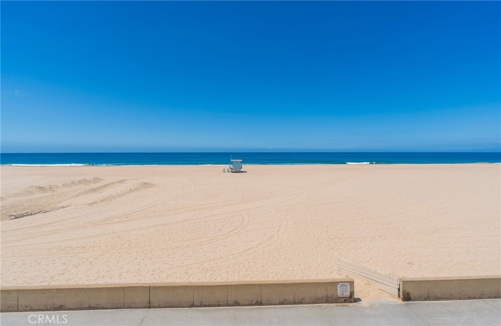 1818 The Strand - Photo 5