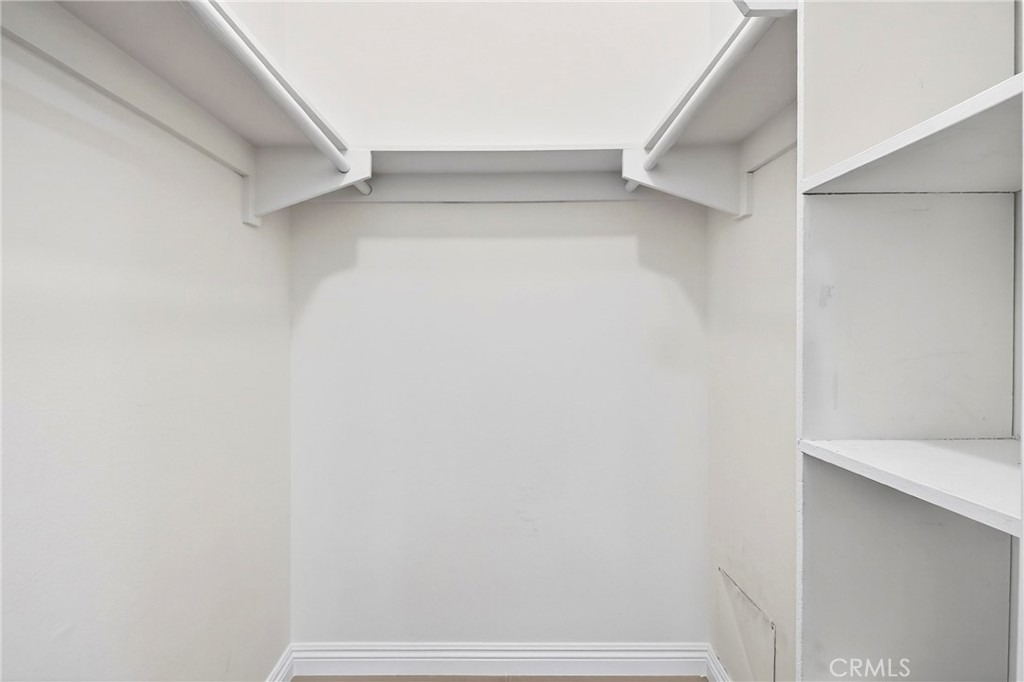 160 Greentree - Photo 1