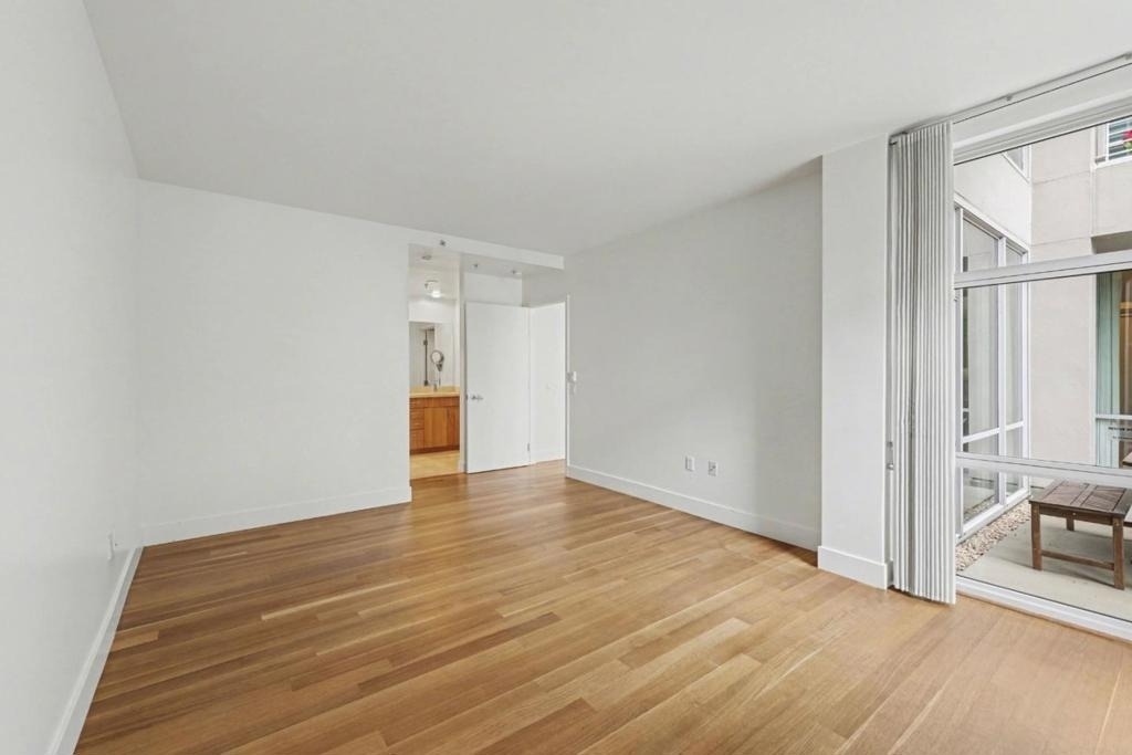 235 Berry Street - Photo 14
