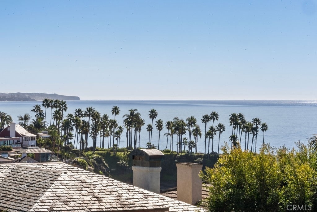128 Crescent Bay Drive - Photo 2