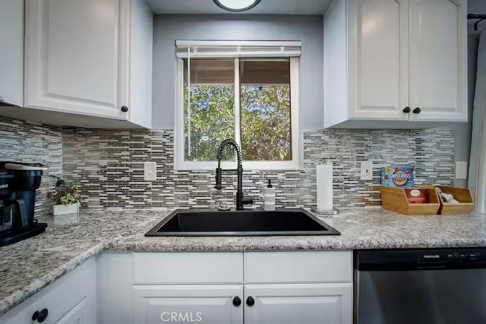 60206 Latham - Photo 4