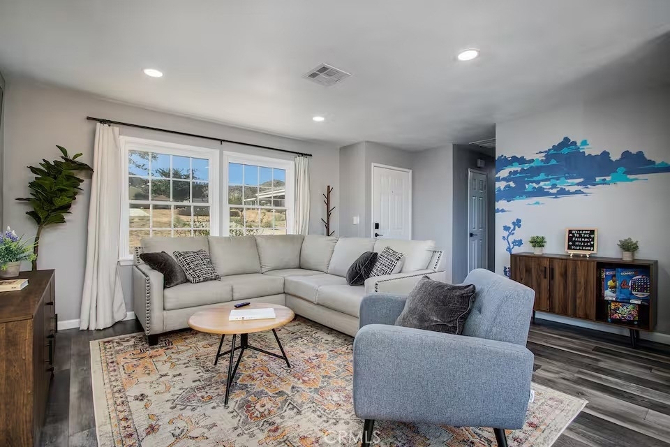 60206 Latham - Photo 2