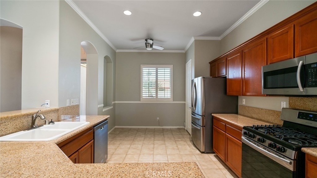 49142 Barrymore Street - Photo 8