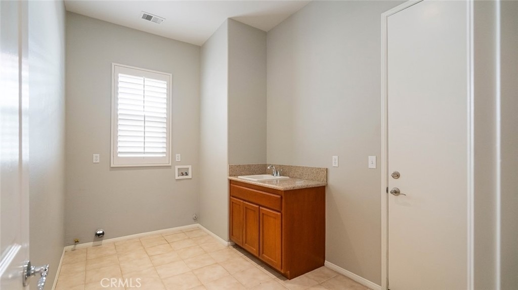 49142 Barrymore Street - Photo 9