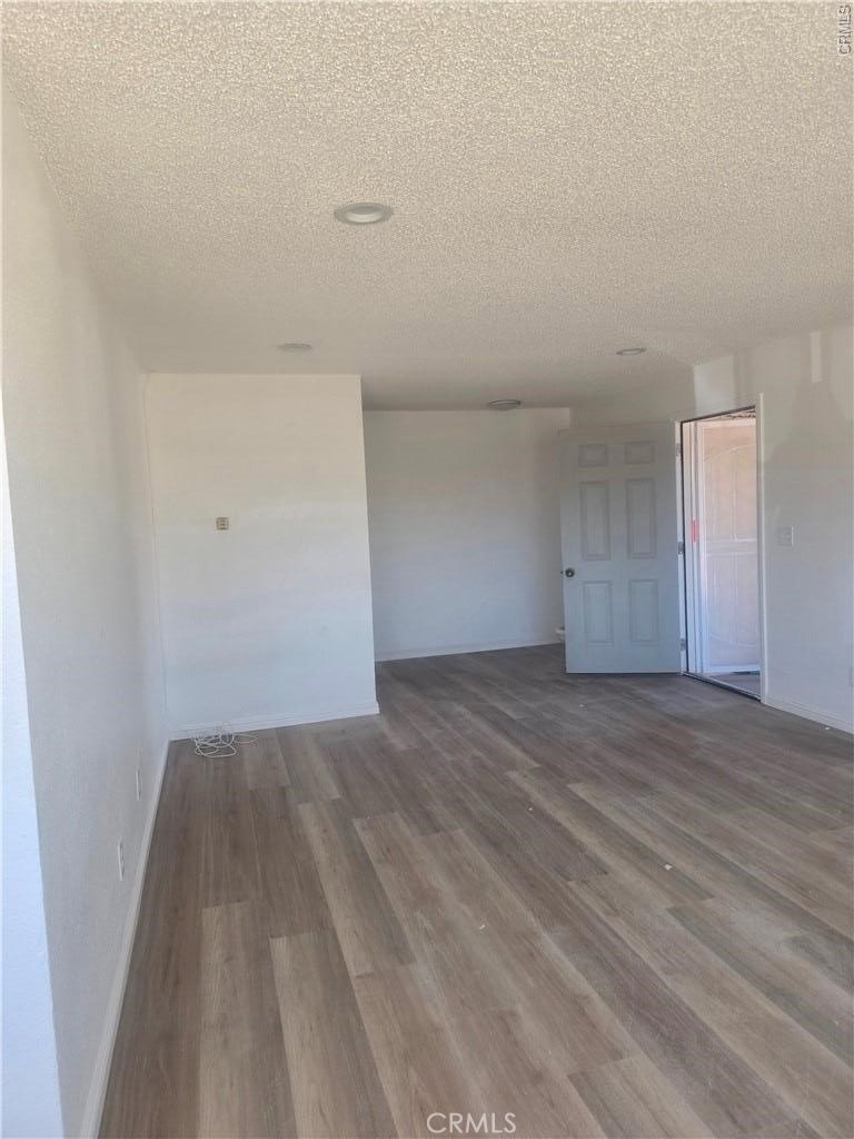 11742 Jacaranda Avenue - Photo 5