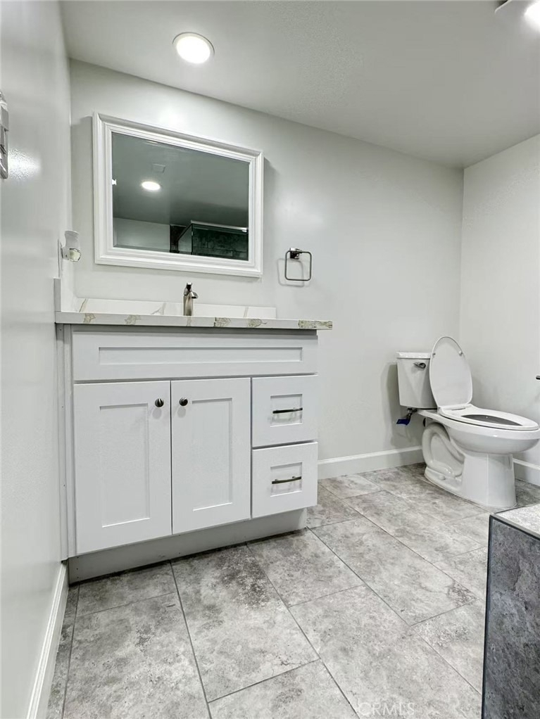3233 E Cameron Avenue - Photo 9