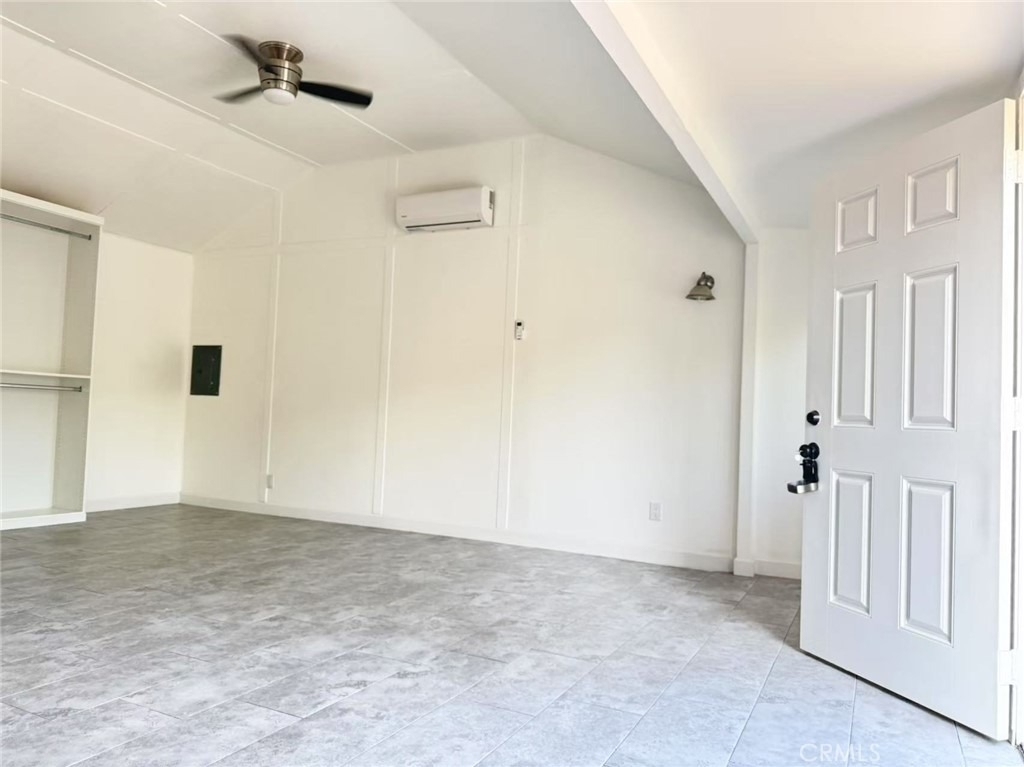 3233 E Cameron Avenue - Photo 0