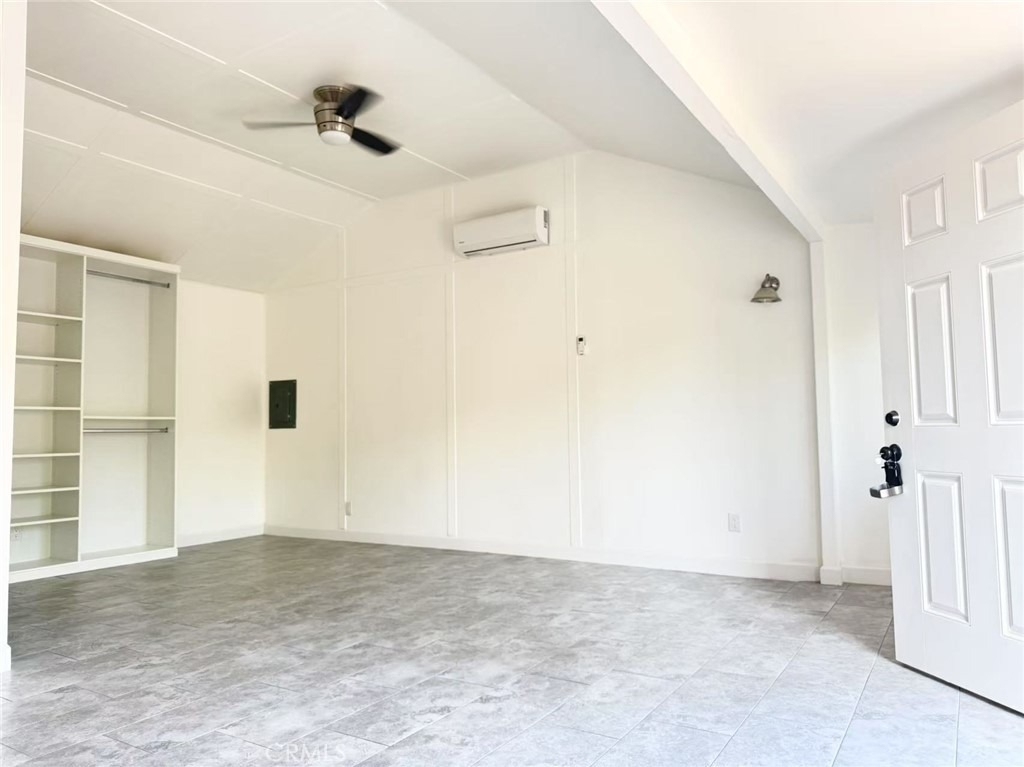 3233 E Cameron Avenue - Photo 1