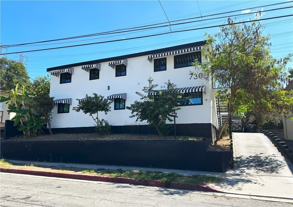 730 Via Altamira - Photo 1