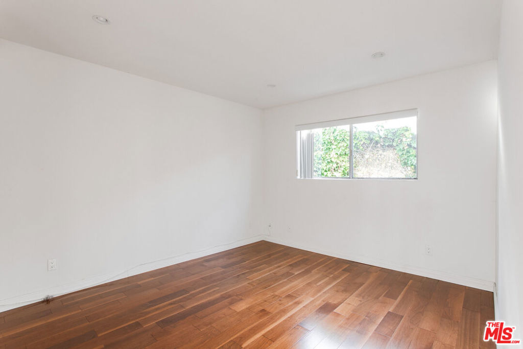 420 Raymond Avenue - Photo 6