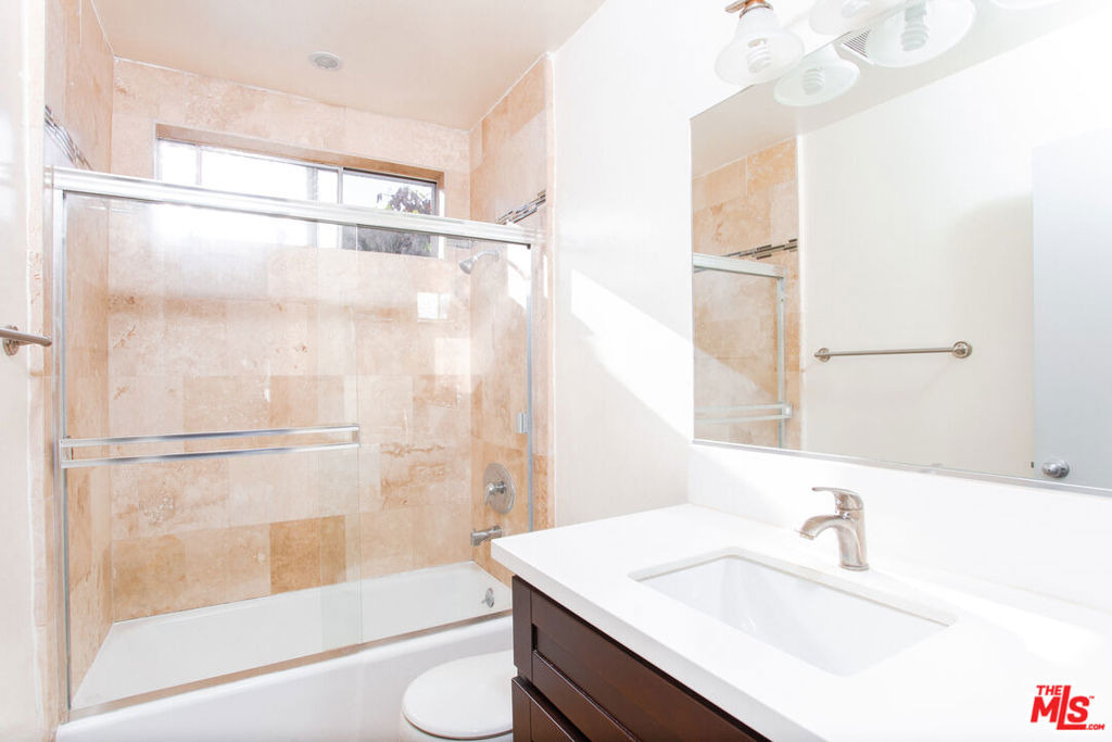 420 Raymond Avenue - Photo 4