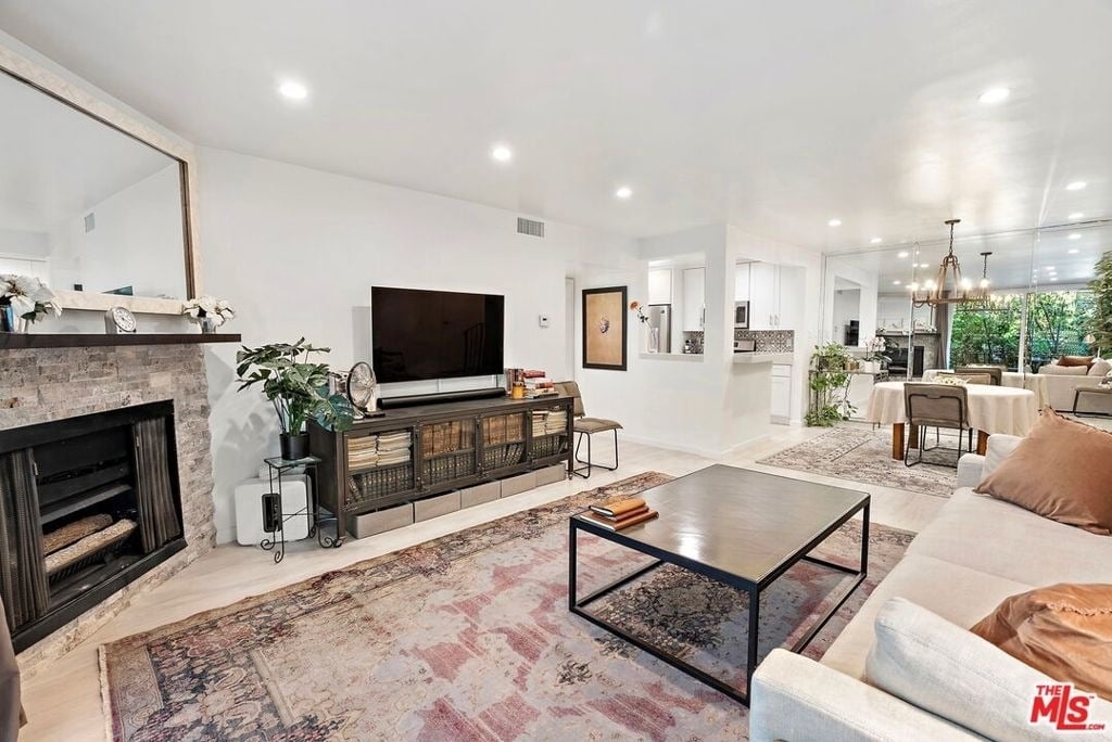 838 S Barrington Avenue - Photo 1