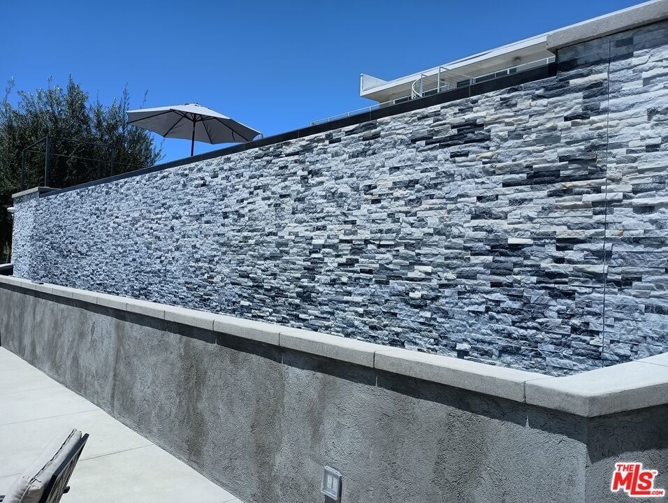 5900 N Winnetka Avenue - Photo 64