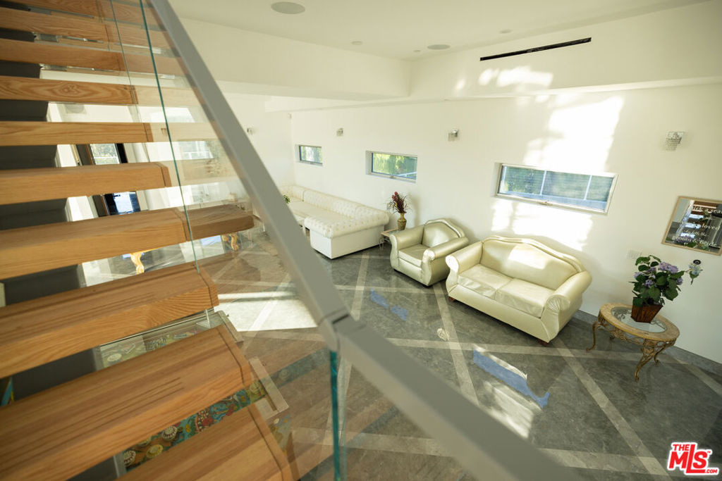 5900 N Winnetka Avenue - Photo 17