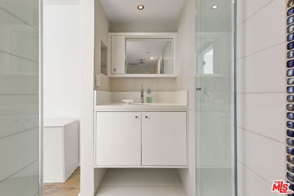 11 Marine Terrace - Photo 35
