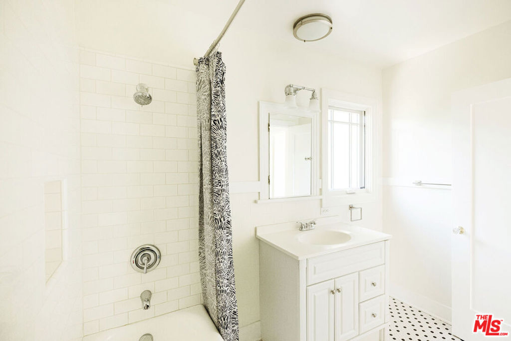 824 Brent Avenue - Photo 22