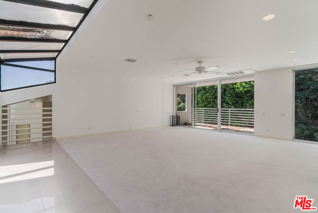 811 N Hillcrest Road - Photo 30
