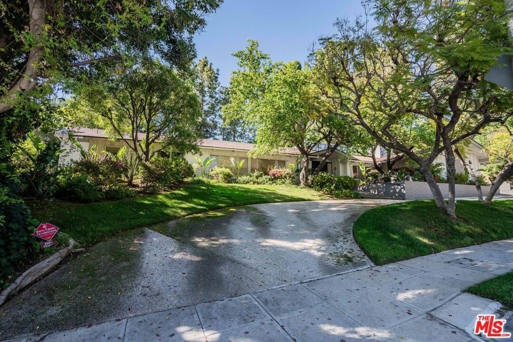 811 N Hillcrest Road - Photo 38