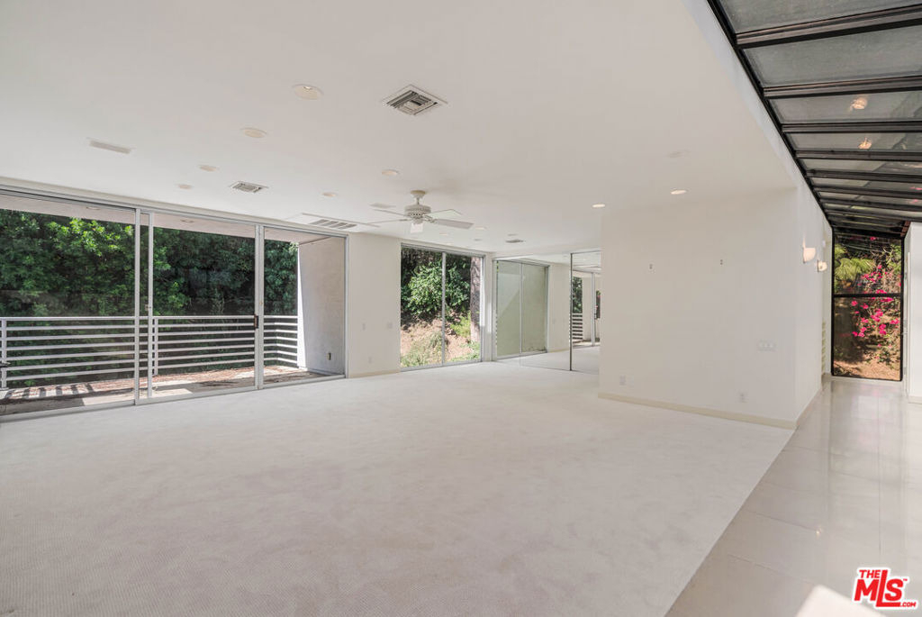 811 N Hillcrest Road - Photo 31