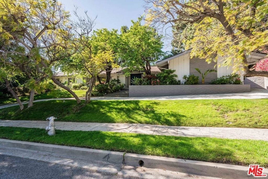 811 N Hillcrest Road - Photo 37