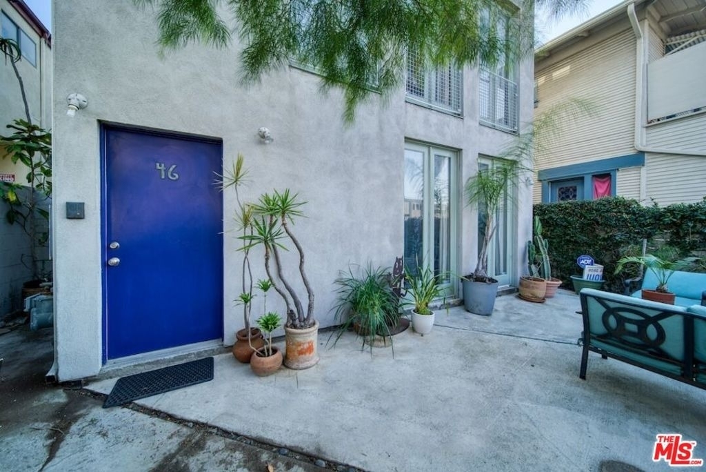 46 Rose Avenue - Photo 40