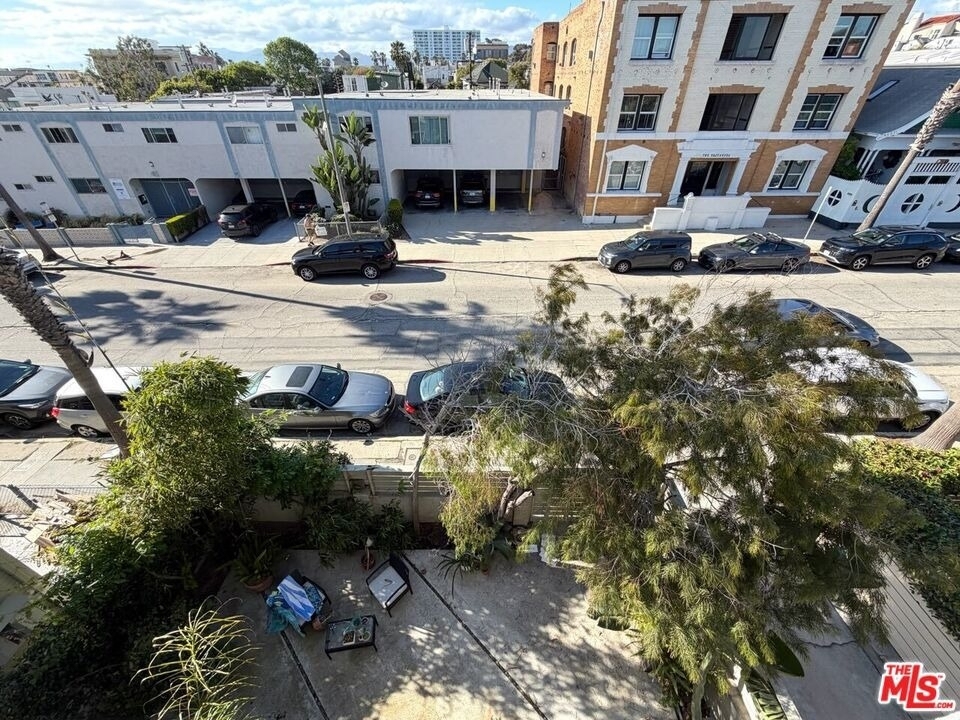 46 Rose Avenue - Photo 13