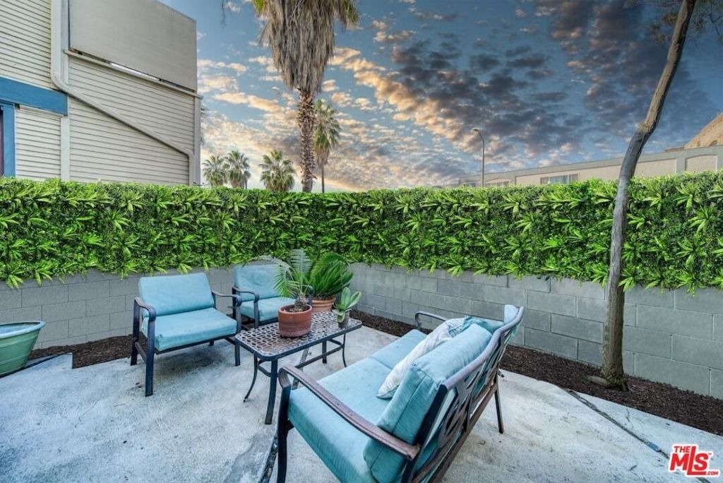 46 Rose Avenue - Photo 41