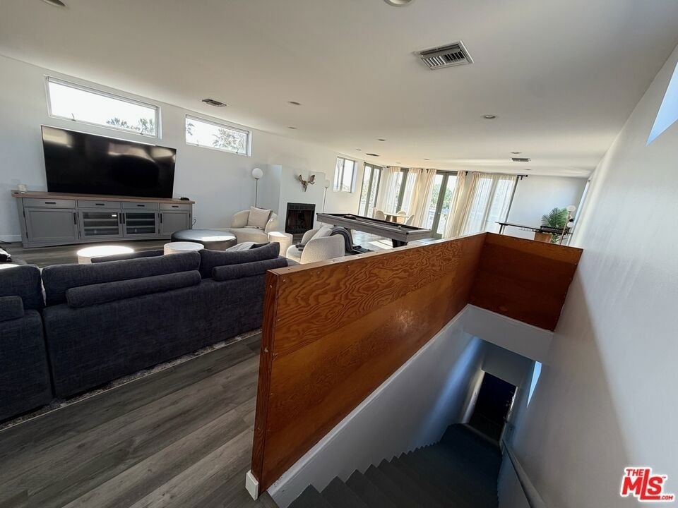 46 Rose Avenue - Photo 10
