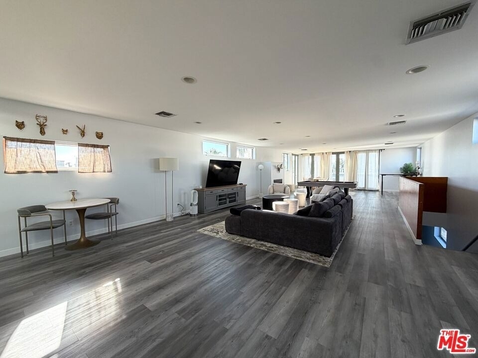 46 Rose Avenue - Photo 8
