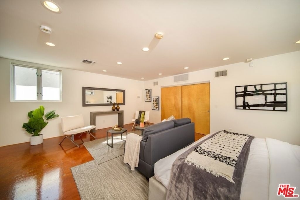 46 Rose Avenue - Photo 33