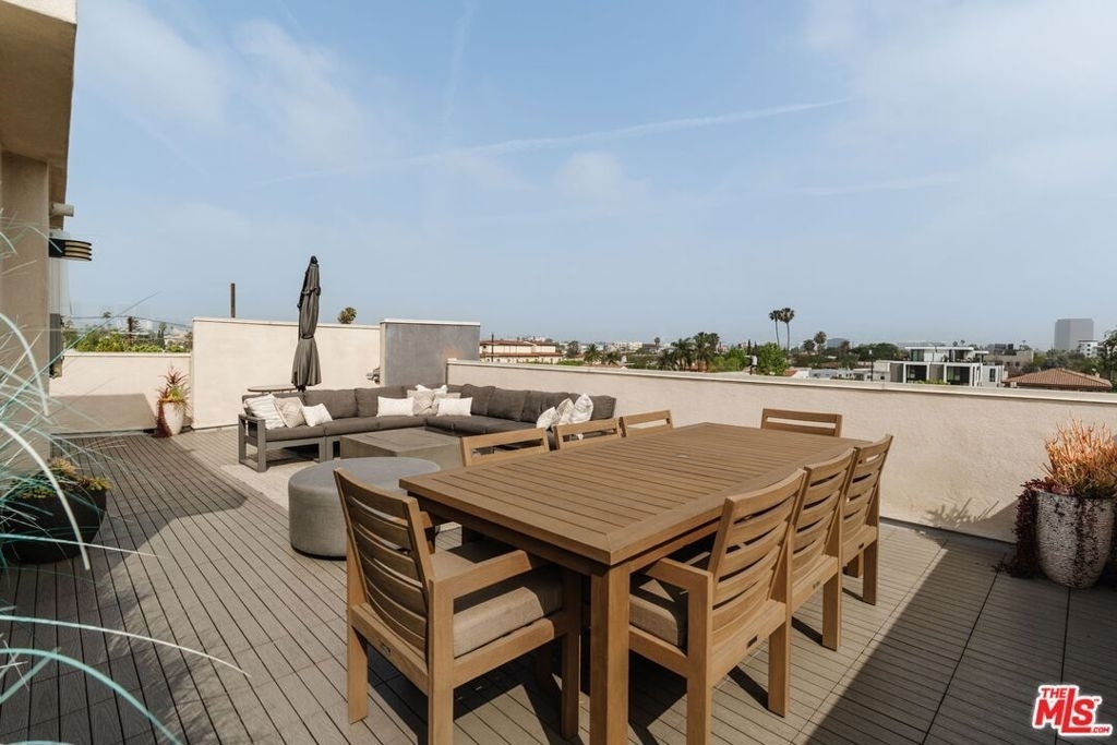 6072 Pickford Street - Photo 42
