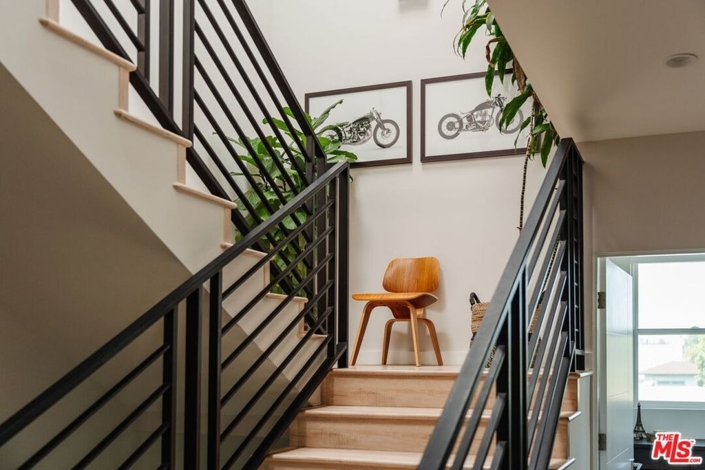 6072 Pickford Street - Photo 35