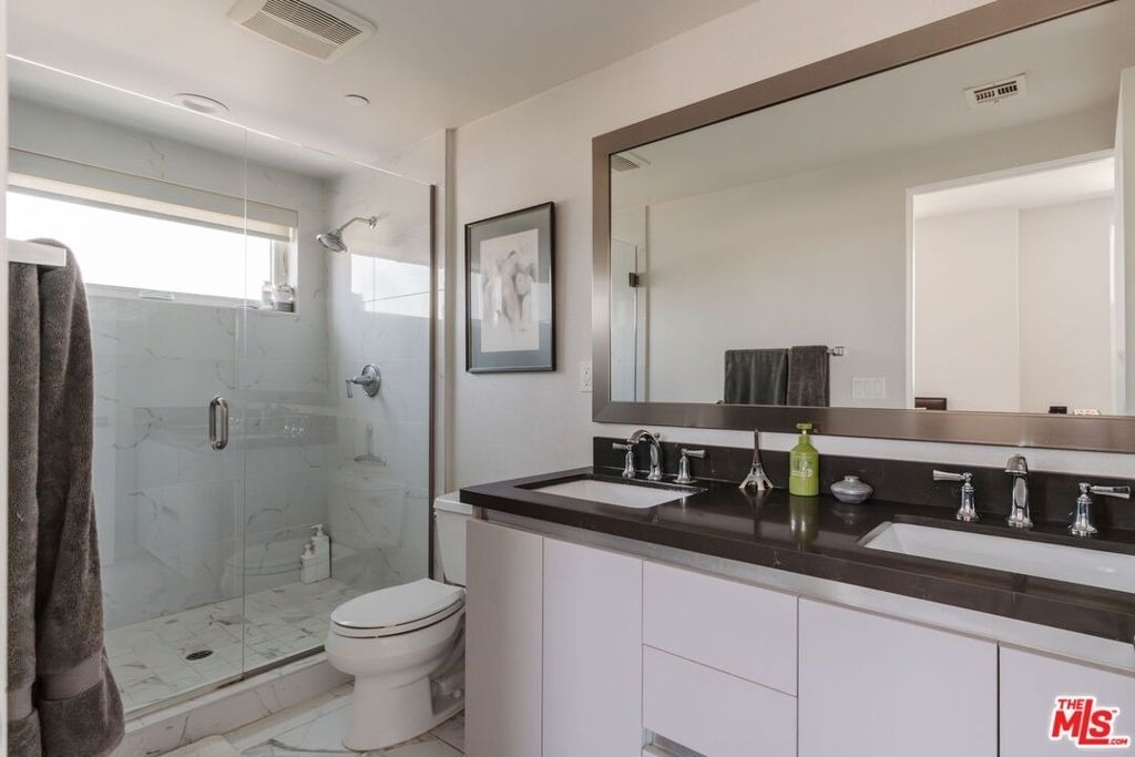 6072 Pickford Street - Photo 33