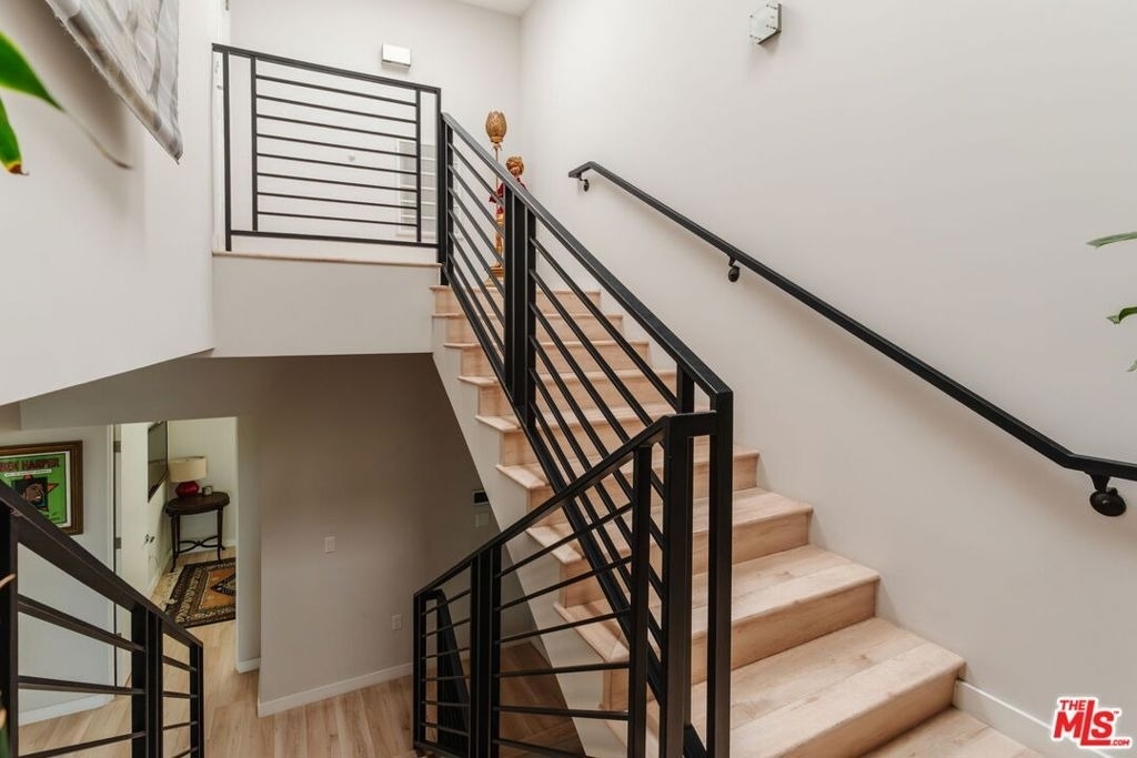 6072 Pickford Street - Photo 36