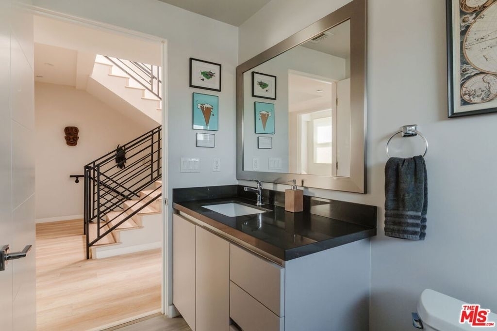 6072 Pickford Street - Photo 26