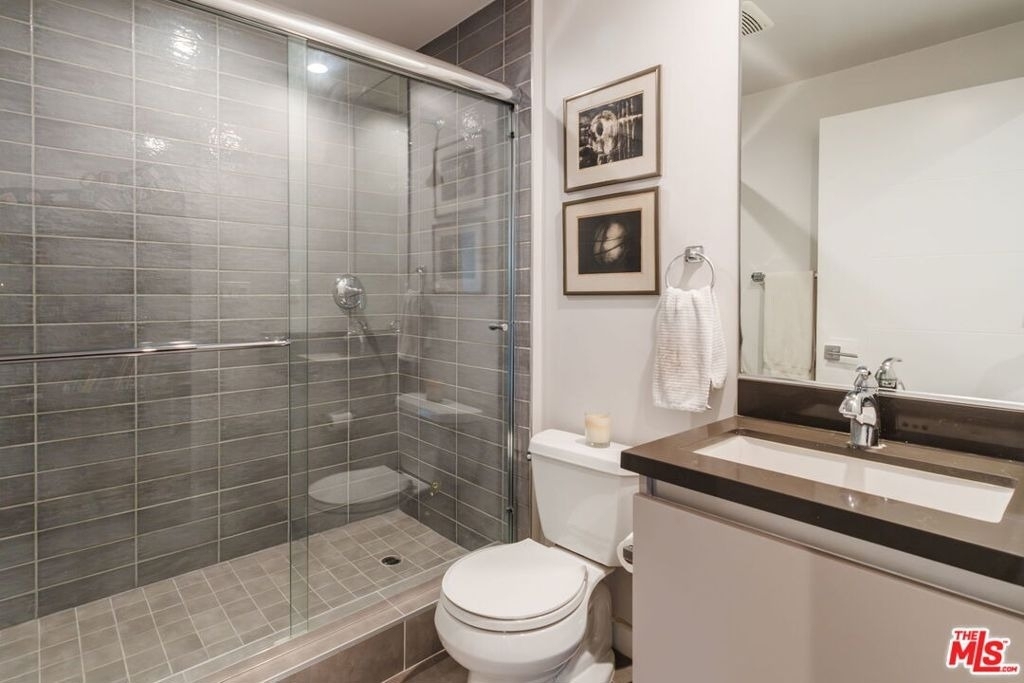 6072 Pickford Street - Photo 6