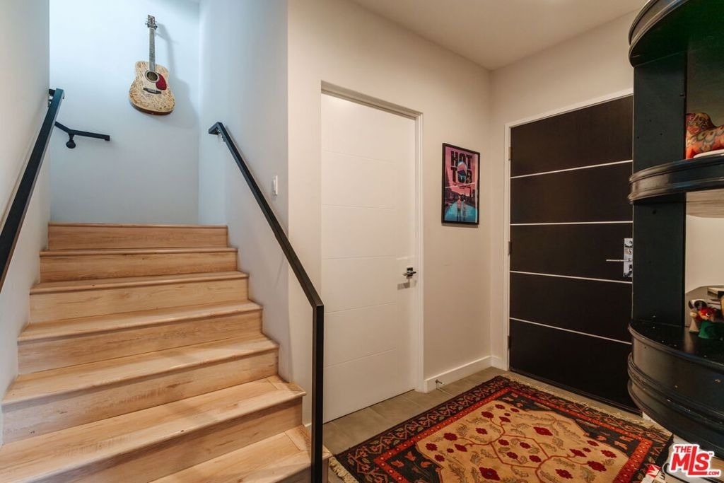 6072 Pickford Street - Photo 7