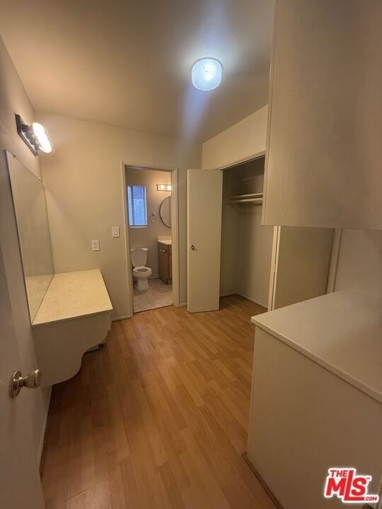 1166 Amherst Avenue - Photo 8