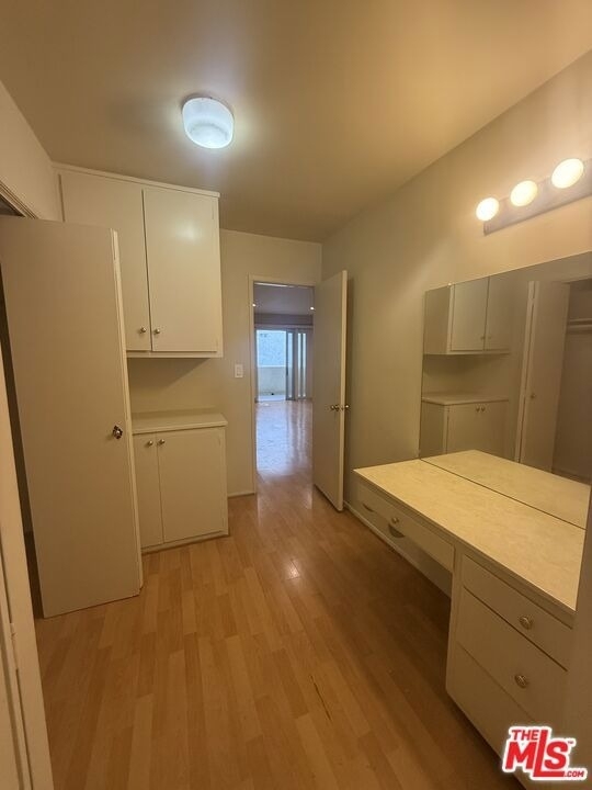 1166 Amherst Avenue - Photo 9
